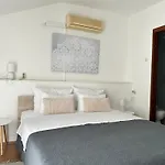 Pensión Rusev Preko