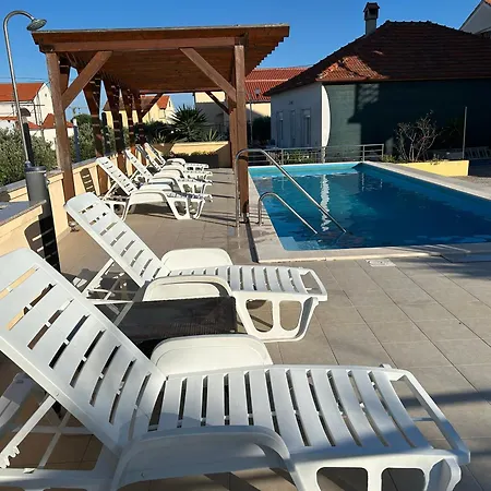 Rusev Guest house