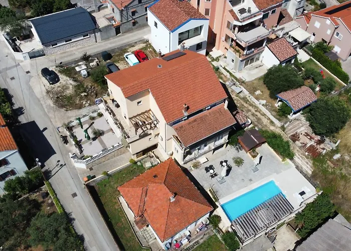 Casa de hóspedes Rusev 3*